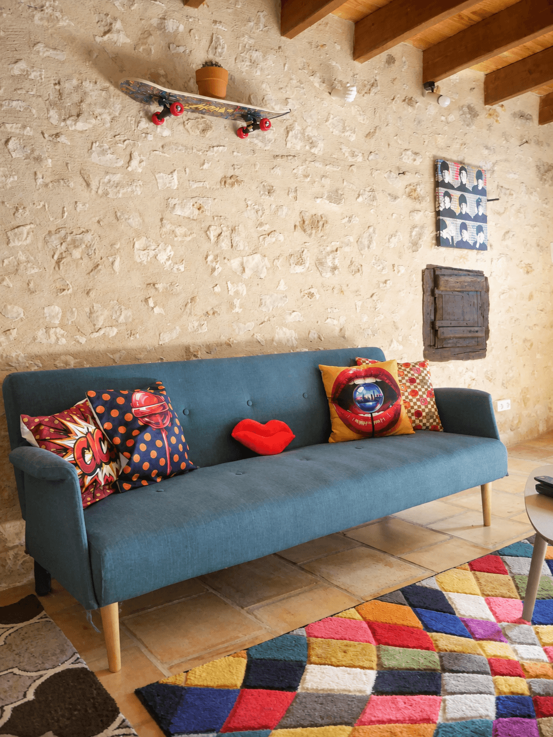Le salon et le couchage de L’Instant Suspendu